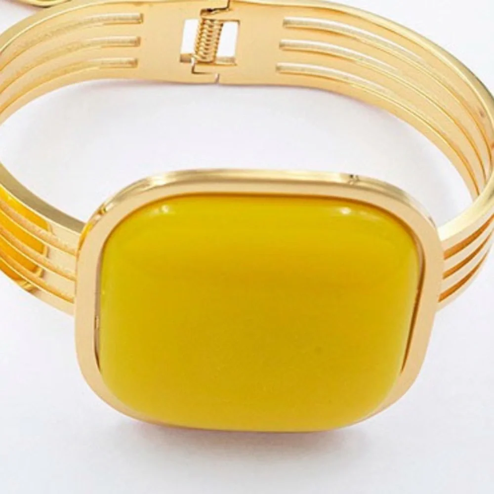 FASHION JEWELRY WIDE SCUFF STAINLESS STEEL BRACELET GOLD COLOR WITH YELLOW TOP